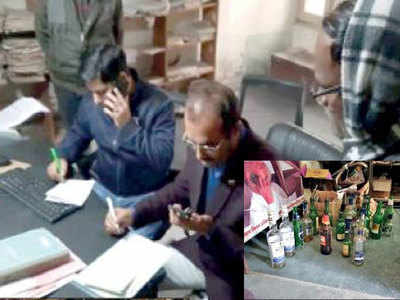 हरियाणा में आरटीओ ऑफिसों पर सीएम फ्लाइंग टीम का छापा, कैथल में शराब की खाली बोतलें मिलीं
