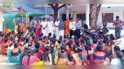 ಪೈವಳಿಕೆ ಗ್ರಾಪಂ ಆಡಳಿತ ವಿರುದ್ಧ ಬಿಜೆಪಿ ಧರಣಿ