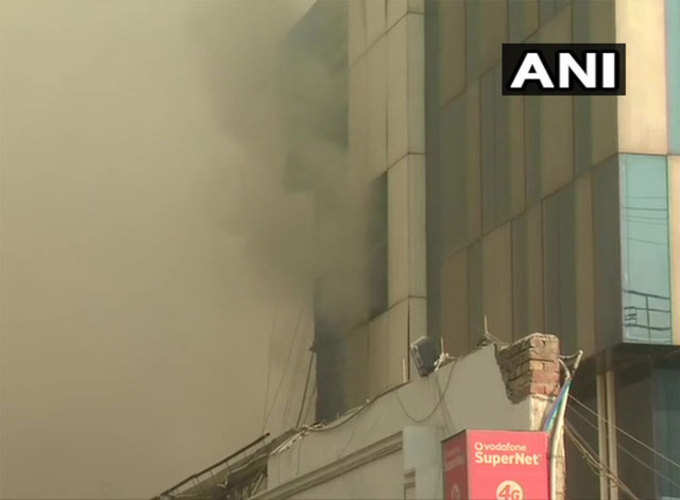 दिल्ली में फिर लगी आग