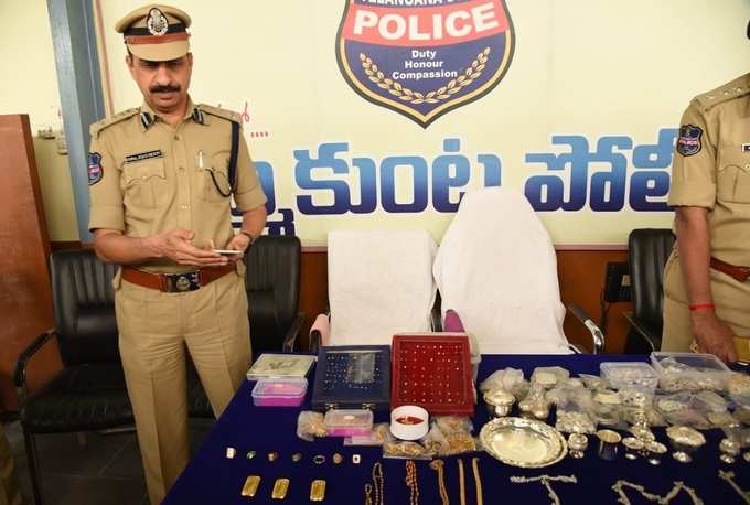 స్వాధీనం చేసుకున్న సొత్తు