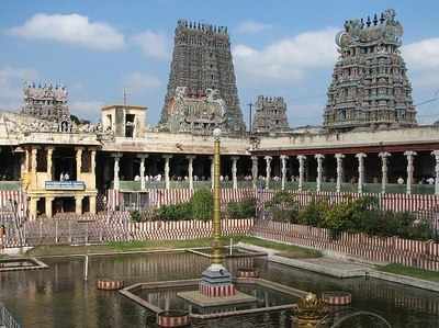 Meenatchi Amman Temple: நீங்க நினைப்பதை விட அதிக சிறப்பு வாய்ந்தது இந்த மீனாட்சி கோவில்! என்னென்ன தெரியுமா?