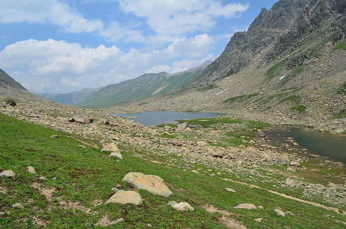 ​ಮೋಡಿ ಮಾಡುವ ಸೆವೆನ್ ಲೇಕ್ಸ್ ಸೌಂದರ್ಯ