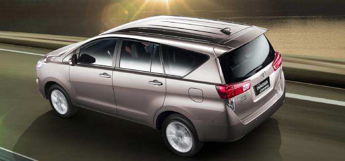 Innova crysta BS6