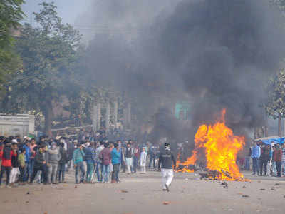 नागरिकता ऐक्टः प्रदर्शन के दौरान हिंसा को लेकर सियासी दलों में छिड़ी जुबानी जंग