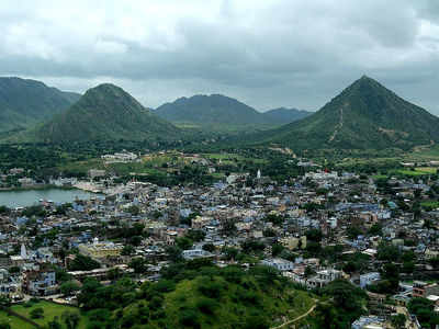 ರಾಜಸ್ಥಾನದ ಪುಷ್ಕರ್‌ನ ಪ್ರಮುಖ ತಾಣಗಳಲ್ಲಿ ಅಡ್ಡಾಡಿ