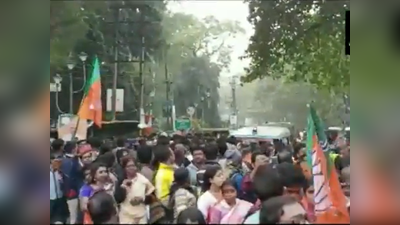 पश्चिम बंगाल: रैली की खातिर बीजेपी अध्‍यक्ष दिलीप घोष ने ऐंबुलेंस का रास्‍ता बदलवाया