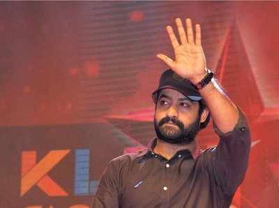 CM NTR సీఎం.. సీఎం.. ఎన్టీఆర్ ఫ్యాన్స్‌కి ఏమైంది? ఆ నినాదంతో తారక్‌ అసహనం