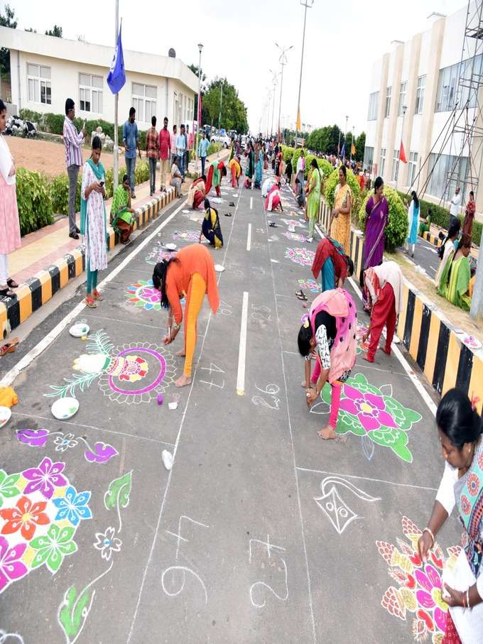 ఏపీ సచివాలయంలో సంక్రాంతి సంబరాలు.. ఆకట్టుకున్న రంగవల్లులు