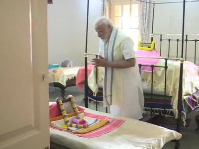 प्रधानमंत्री नरेंद्र मोदी ने रामकृष्‍ण मंदिर में की पूजा, संतों से की मुलाकात, लगाया ध्‍यान