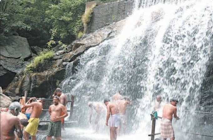 ​குற்றாலம் அருவிகள்