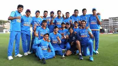 टीम इंडियाचा २११ धावांनी विजय; प्रतिस्पर्ध्यांना ४४ धावात गुंडाळले