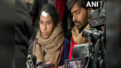 जेएनयू प्रेजिडेंट आइशी घोष से दिल्ली पुलिस ने यूनिवर्सिटी में हिंसा को लेकर की पूछताछ