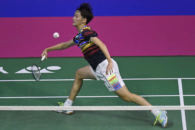PV Sindhu beats Chen Yufei to storm into final