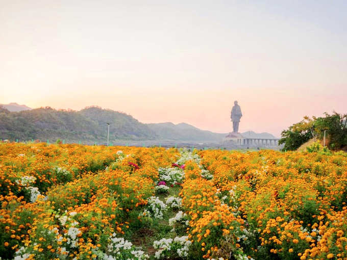 दुनिया की सबसे ऊंची प्रतिमा