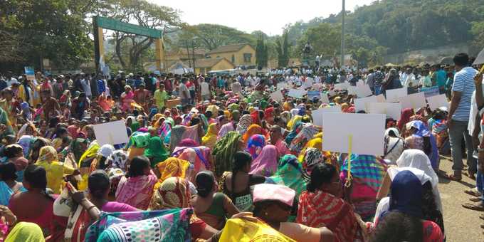 Fishermen Protest Karwar