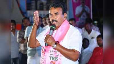 TRS ను రెండుగా చీల్చుతున్న మాజీ మంత్రి! కేటీఆర్‌కు ఫిర్యాదు 