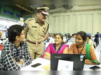 హైదరాబాద్ పోలీసుల హ్యాకథాన్.. సత్తా ఉంటే రూ.లక్ష ప్రైజ్ మనీ