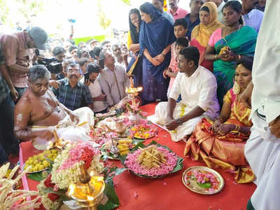 मस्जिद में हुई हिंदू जोड़े की शादी, सीएम पिनरई विजयन बोले- केरल एक है और रहेगा