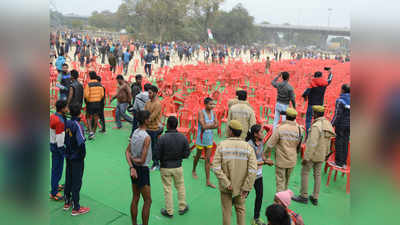 वाराणसी: हाफ मैराथन के दौरान हुआ हंगामा, जमकर हुई तोड़फोड़, पूर्व सांसद को दौड़ाया