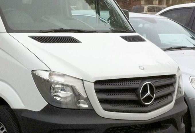 Mercedes-Benz Sprinter Van