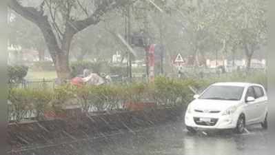 સૌરાષ્ટ્ર અને દક્ષિણ ગુજરાતમાં વાવાઝોડા સાથે વરસાદ, રાજકોટમાં 3 ઈંચ