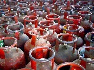 GSTના અમલથી LPG સિલિન્ડર રૂ.32 મોંઘો