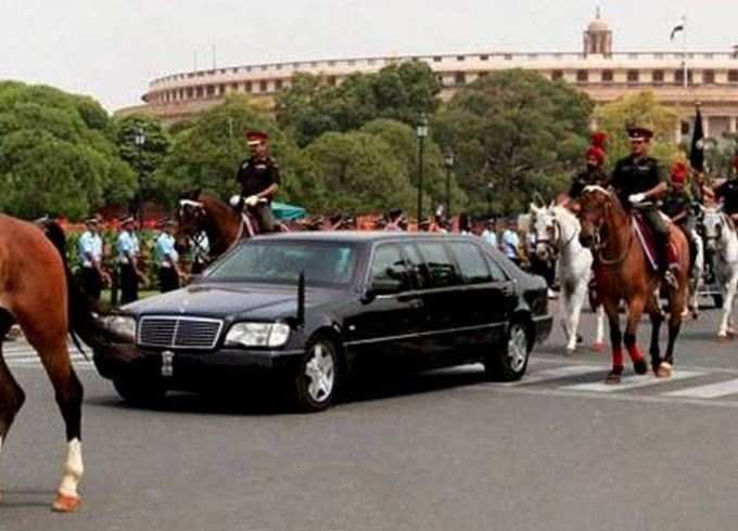 Mercedes-Benz S 600 Pullman Guard છે આ કાર