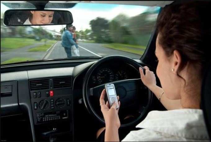ગાડી ચલાવતા વખતે ફોન, ચિંતાજનક વધારો