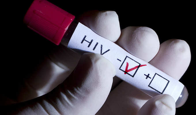 HIV ગ્રસ્ત લોહીથી ભરેલું હતું ઈંજેક્શન