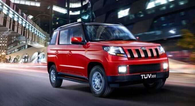 મહિન્દ્રા TUV300 T10 ચાર અલગ વર્ઝન