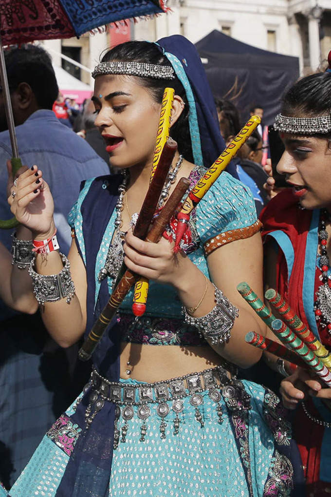 25 Amazing photos from London Diwali Festival