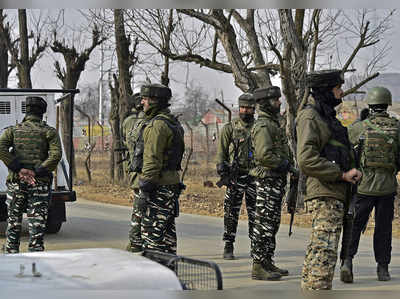 काश्मीर: अवंतीपुरा चकमकीत दोन जवान शहीद; दोन दहशतवाद्यांचा खात्मा