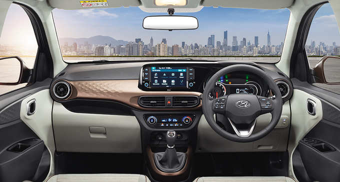 Hyundai Aura interior