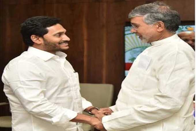 ‘అమ్మ ఒడి’తో మోడల్ రాష్ట్రంగా..