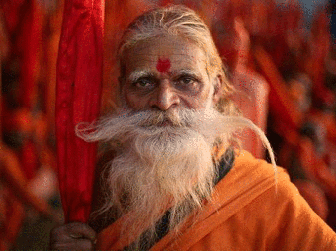 ગુરુની સામે ન ફેલાવો પગ