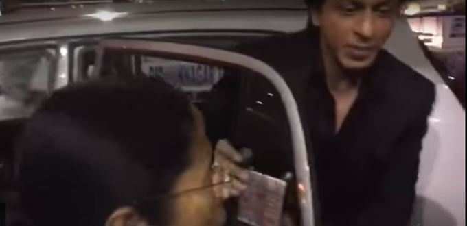 શાહરૂખે કરી લોકોને ખુશ કરવાની કોશિશઃ