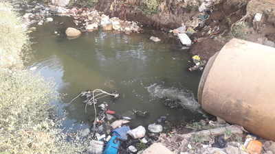 सांडपाणी योजनेअभावी प्रदूषित पाणी नद्यांमध्ये