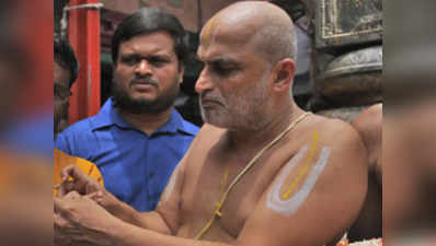 CAA: चिल्कुर मंदिर के पुजारी ने कहा- भगवान बालाजी को मिले नागरिकता