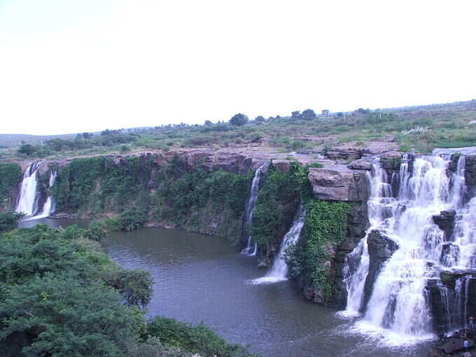 ​ఎత్తిపోతల జలపాతాలు