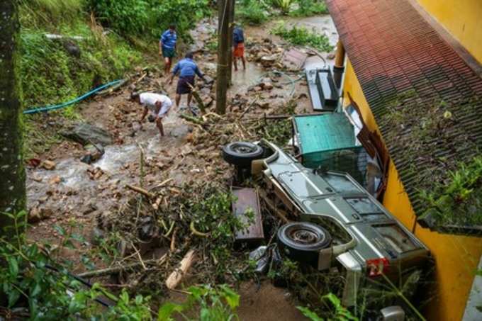 കേരളം ആവശ്യപ്പെട്ടത് 2000 കോടി