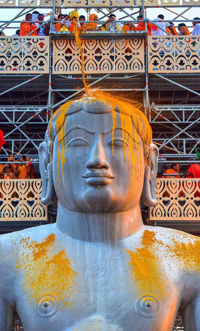 Jains celebrate Mahamastakabhisheka