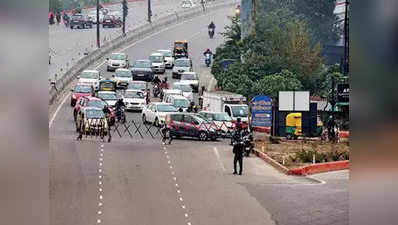 CAA विरोध: टू वीलर वालों ने निकाला कालिंदी कुंज रोड का ऑप्शन