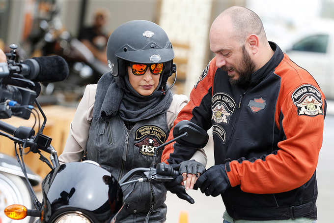 Saudi woman learns to ride motorcycle