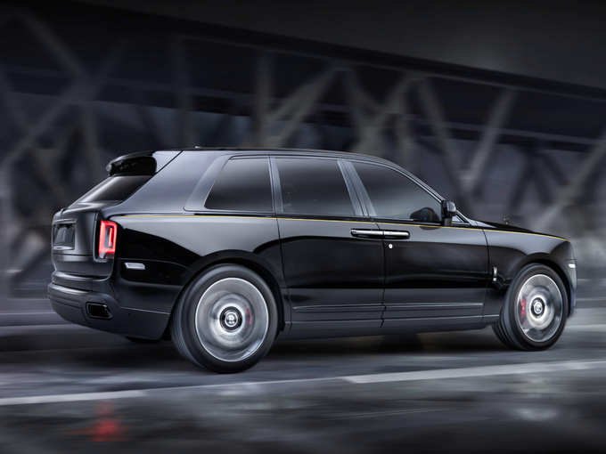 Rolls Royce Cullinan Black