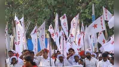 മനുഷ്യ മഹാശൃംഖല കഴിഞ്ഞ് മടങ്ങിയ ഡിവൈഎഫ്ഐ നേതാവിനെ വെട്ടി പരിക്കേൽപ്പിച്ചു