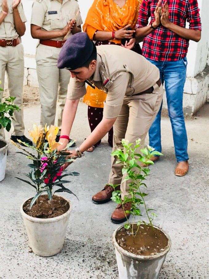 તસવીરોમાં જુઓ અનોખી બર્થડે પાર્ટી