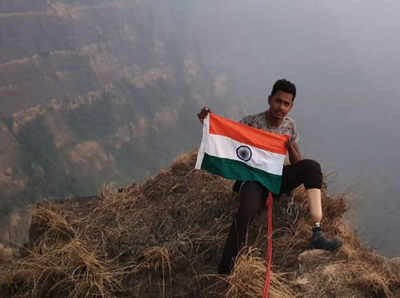 गिर्यारोहक दिव्यांग धीरजने सर केला वानरलिंगी सुळका