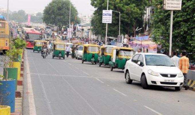 પોલીસ બની વધુ સક્રિય