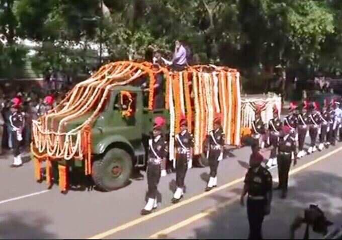 તસવીર એઈમ્સની પણ નહોતું થયું નિધન