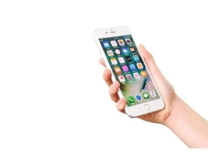 iPhone 7 : કિંમત 39990 (ઘટાડો – 12470)